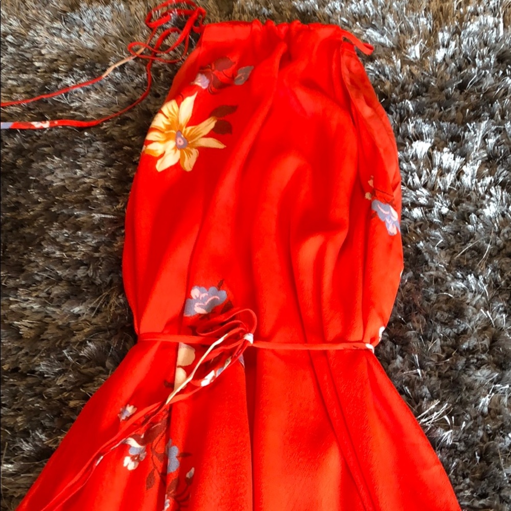 Lulus’s Lia Red Floral Print Maxi Dress